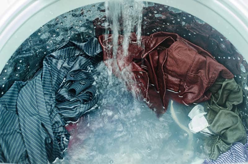 Comment décrypter les étiquettes des vêtements avant lavage
